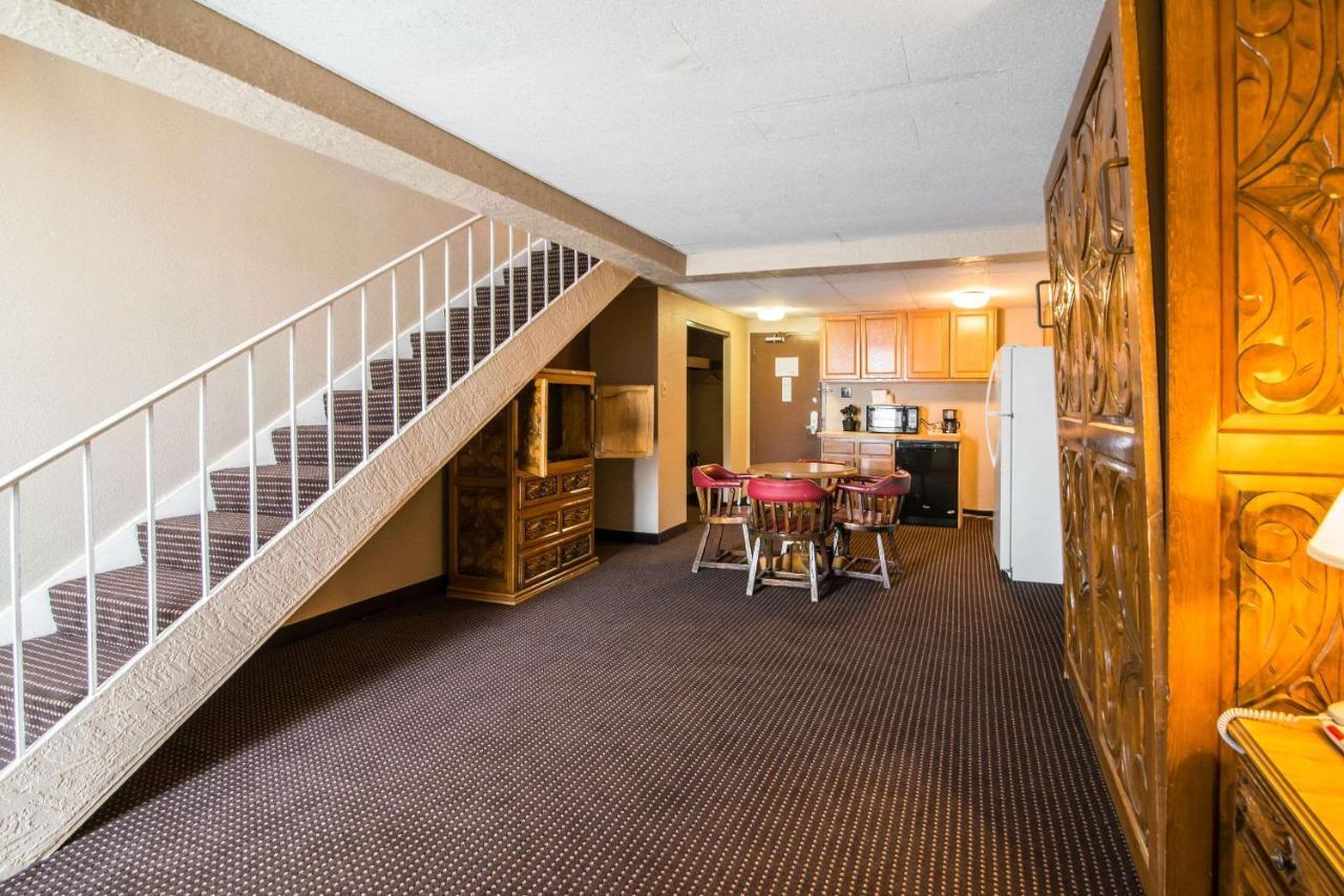 Quality Inn Taos Exterior foto
