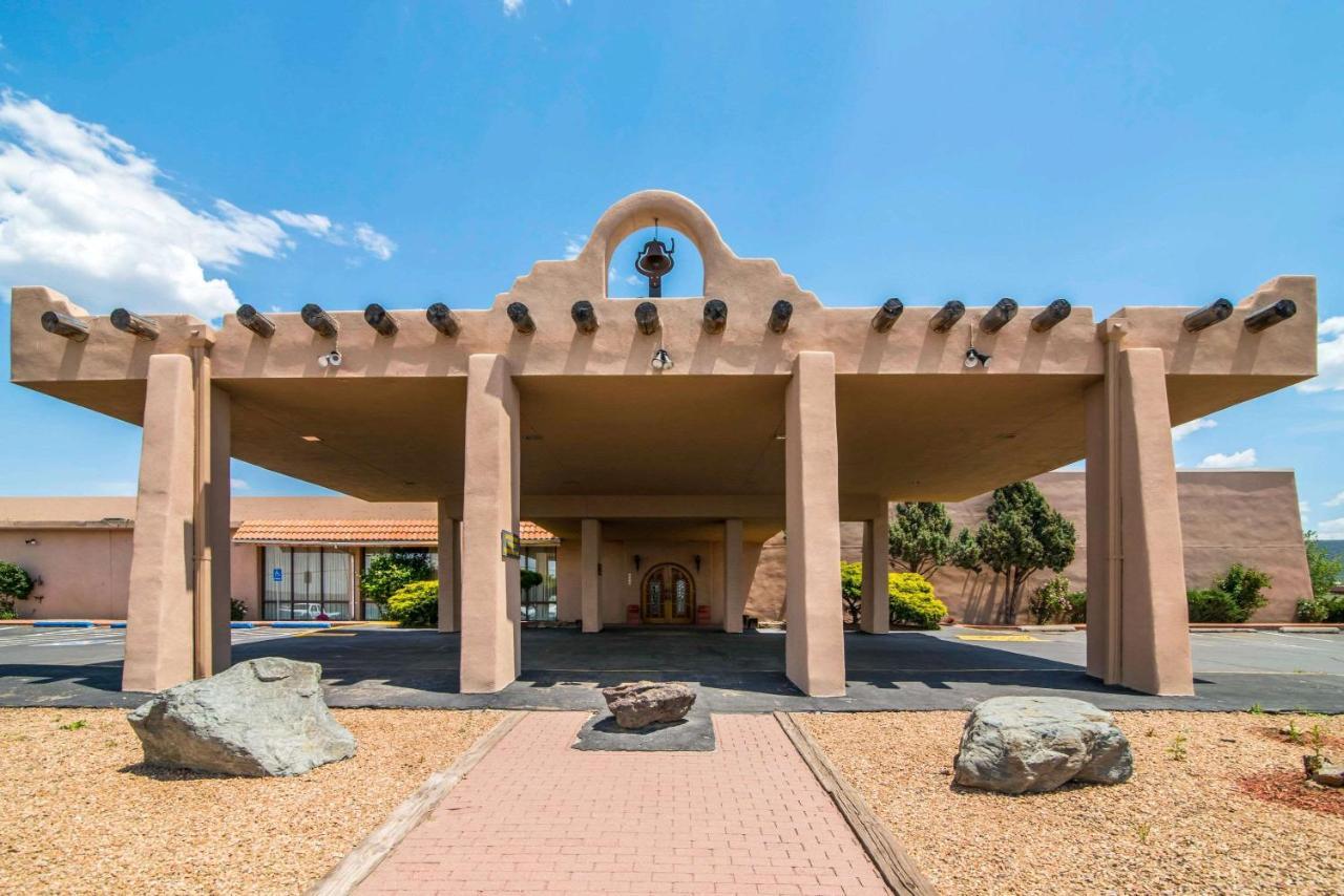 Quality Inn Taos Exterior foto